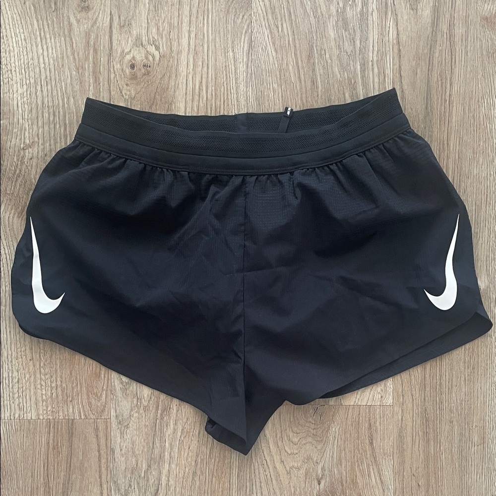 NWOT Nike Aeroswift running shorts